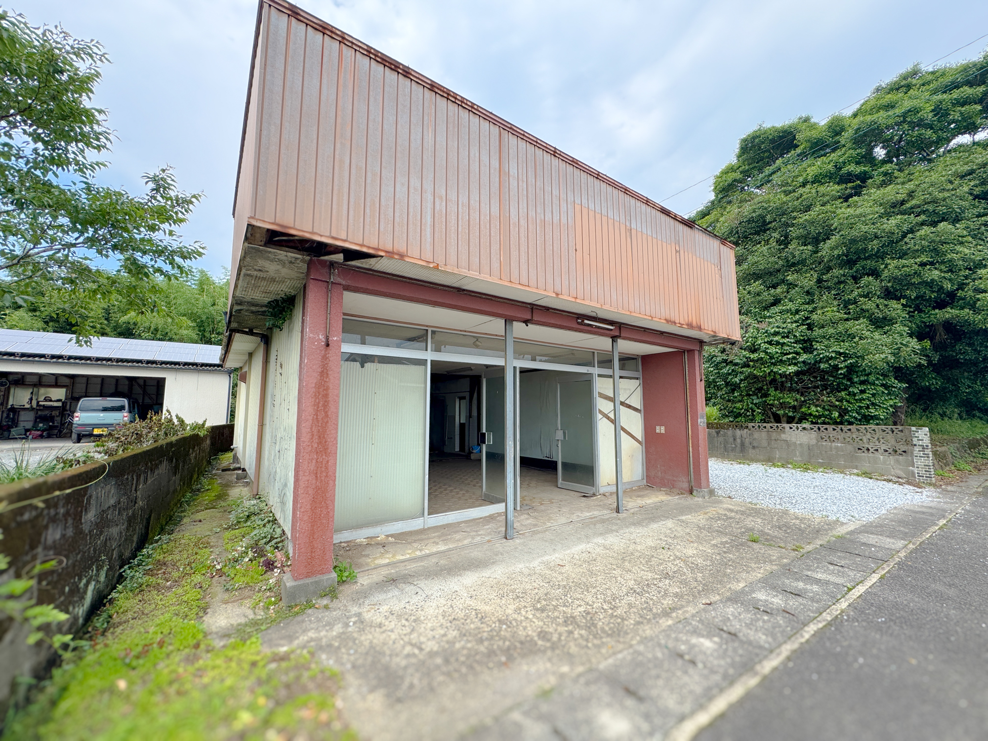 【高城町】300万円で夢のお店を！店舗付き5DK平屋
