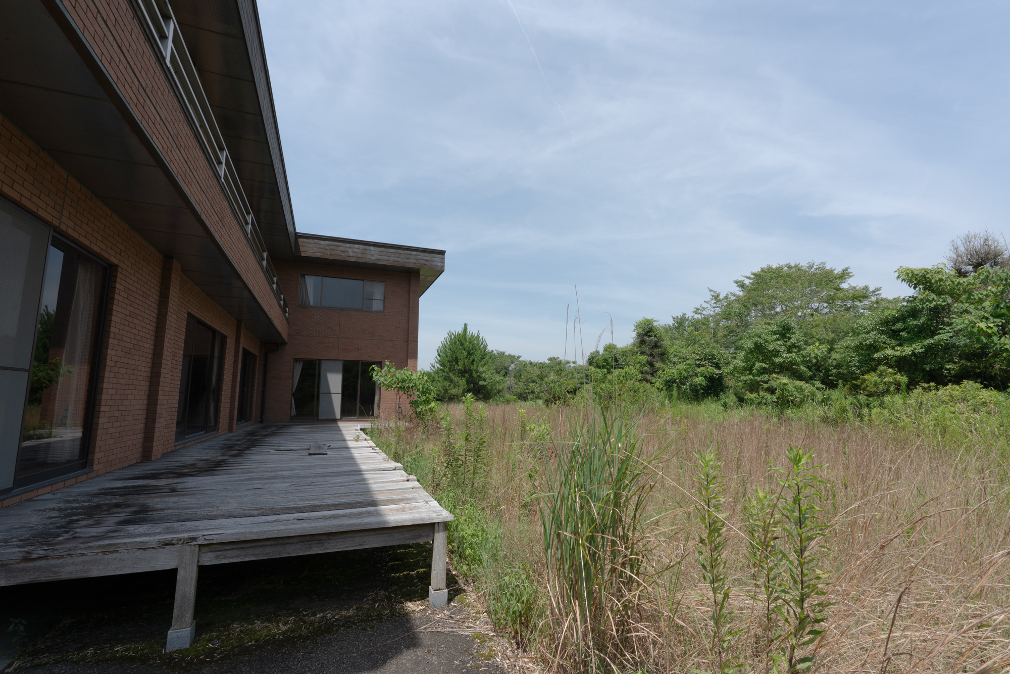 【高城町】家の中に大広間と宴会場！？3,000坪超！の敷地に建つ12LDKの巨大空き家が史上最大の豪華さだった！