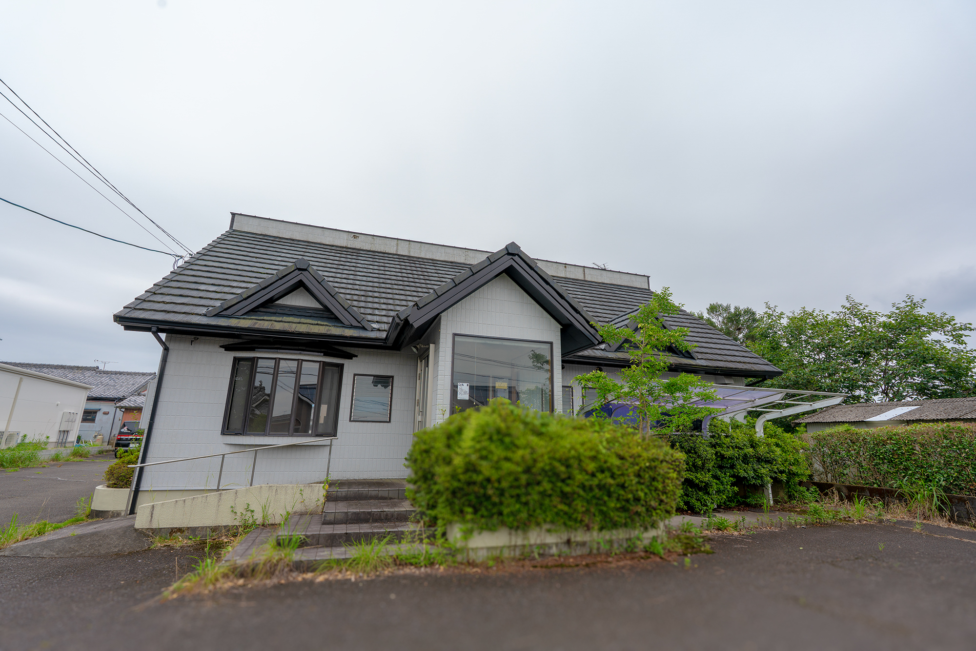 【三股町】元歯医者の物件を自由に大改造。ユニークな間取りで作る自分だけの空間