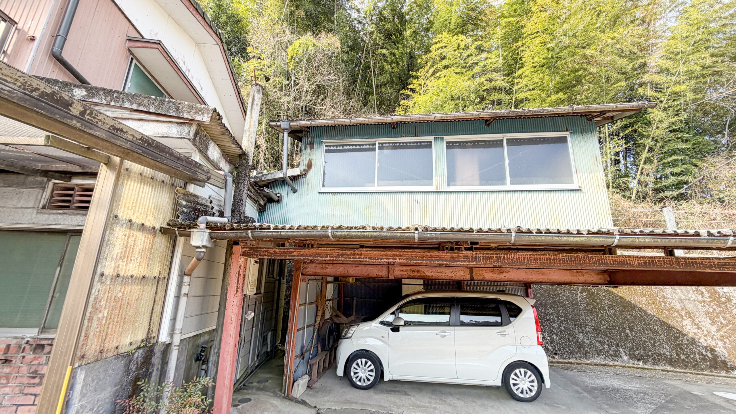 【美川町】坂の上に現れる絶景空き家。霧島を望む1144坪、2棟付き物件を見てきた！