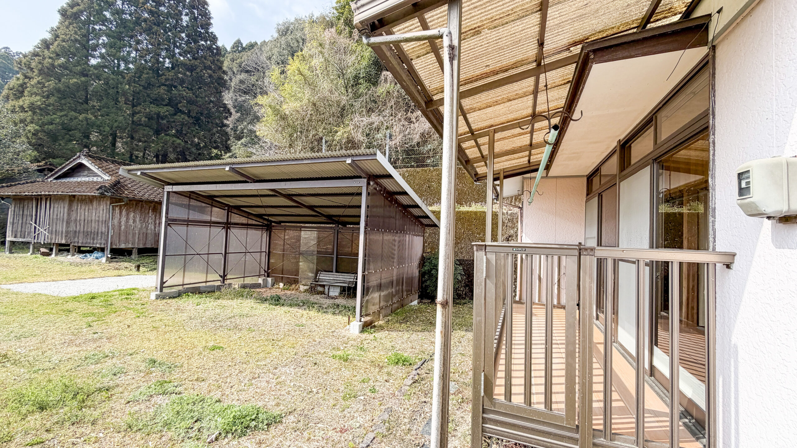 【美川町】坂の上に現れる絶景空き家。霧島を望む1144坪、2棟付き物件を見てきた！