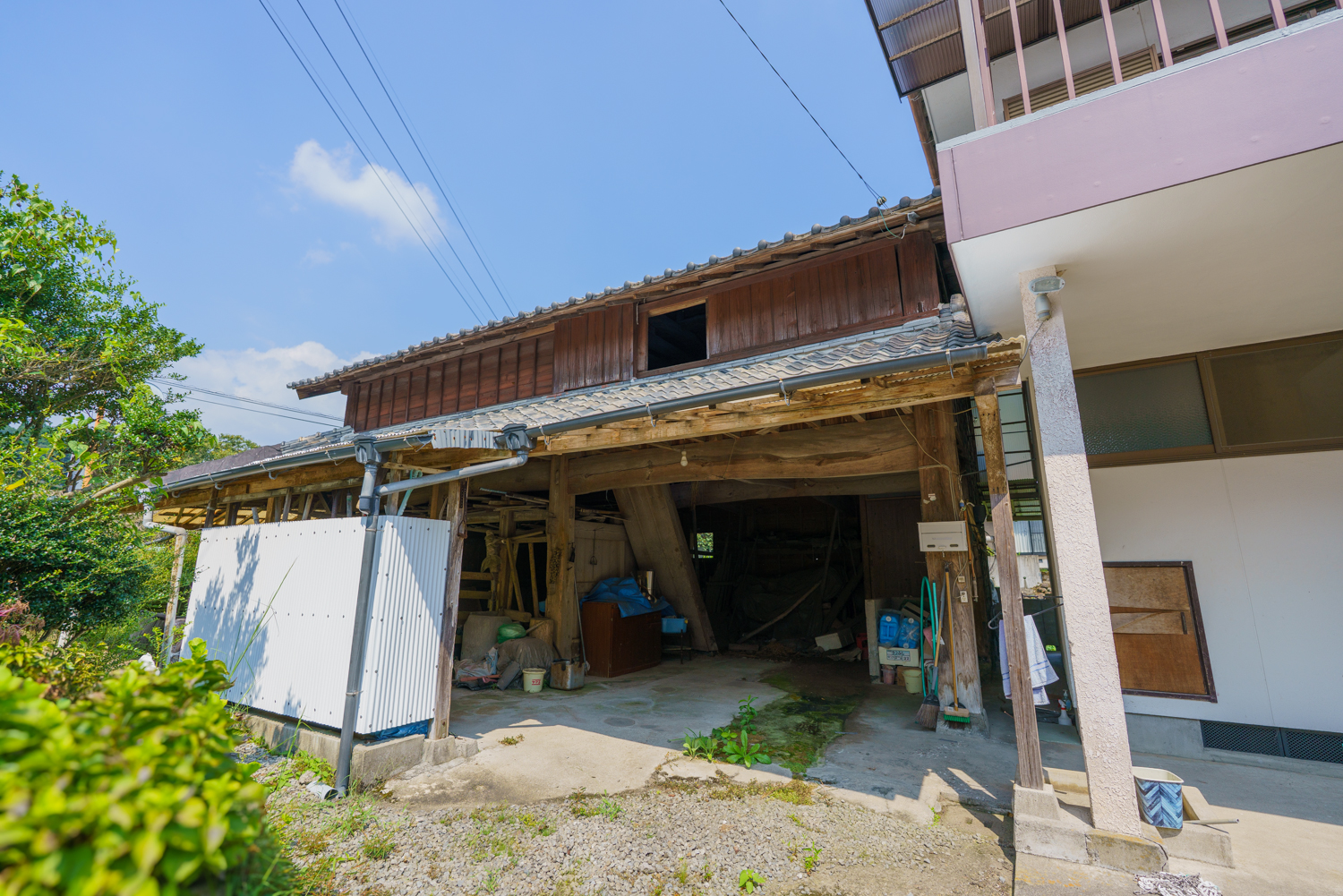 【山田町】裏庭に小川が流れる贅沢！ 屋根付き大テラスのある田舎暮らし