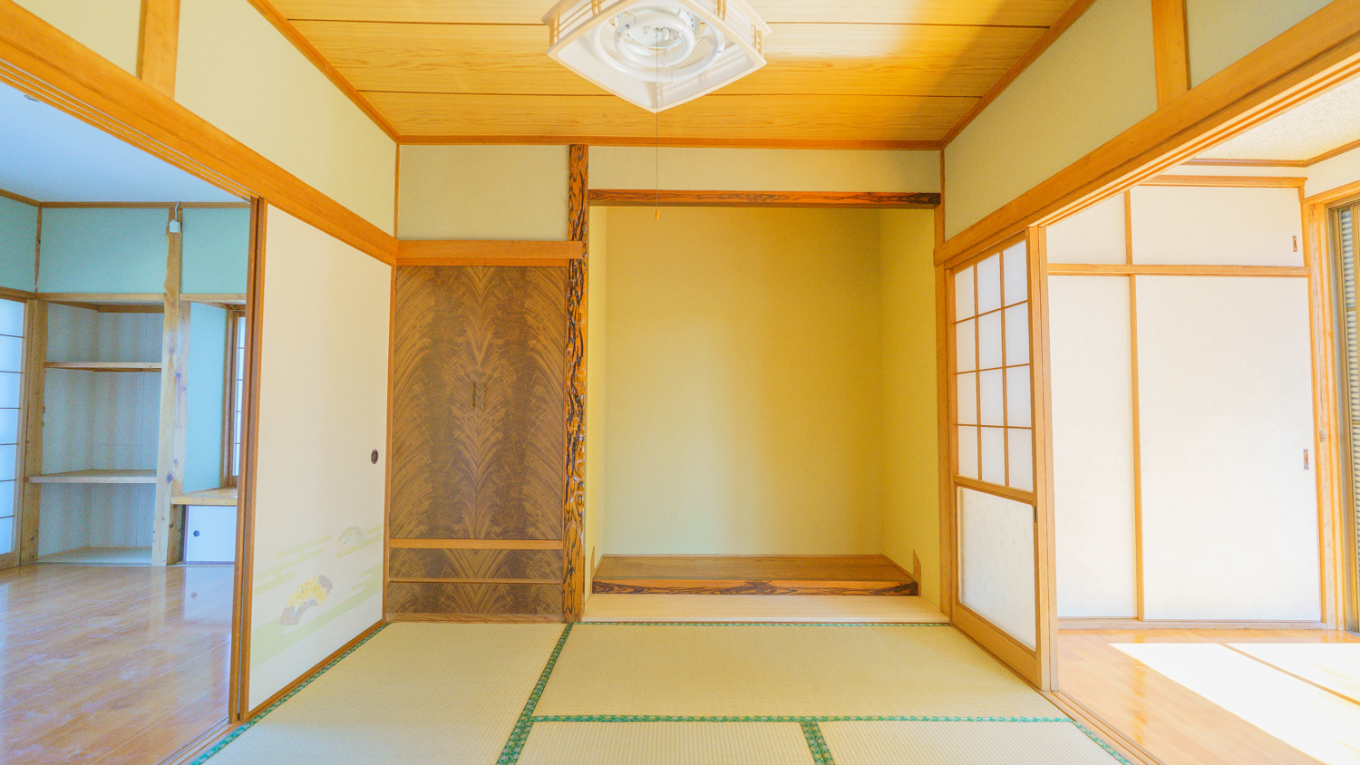 10｜奥の和室・床の間正面
