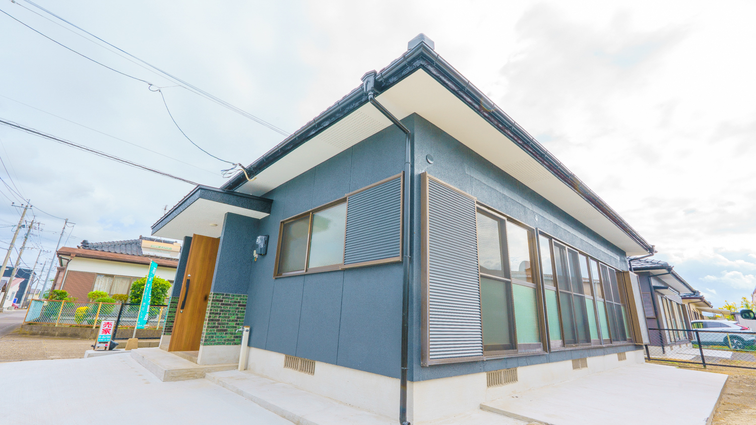 【都北町】外は昭和で中は新築！オール電化のフルリノベ平屋