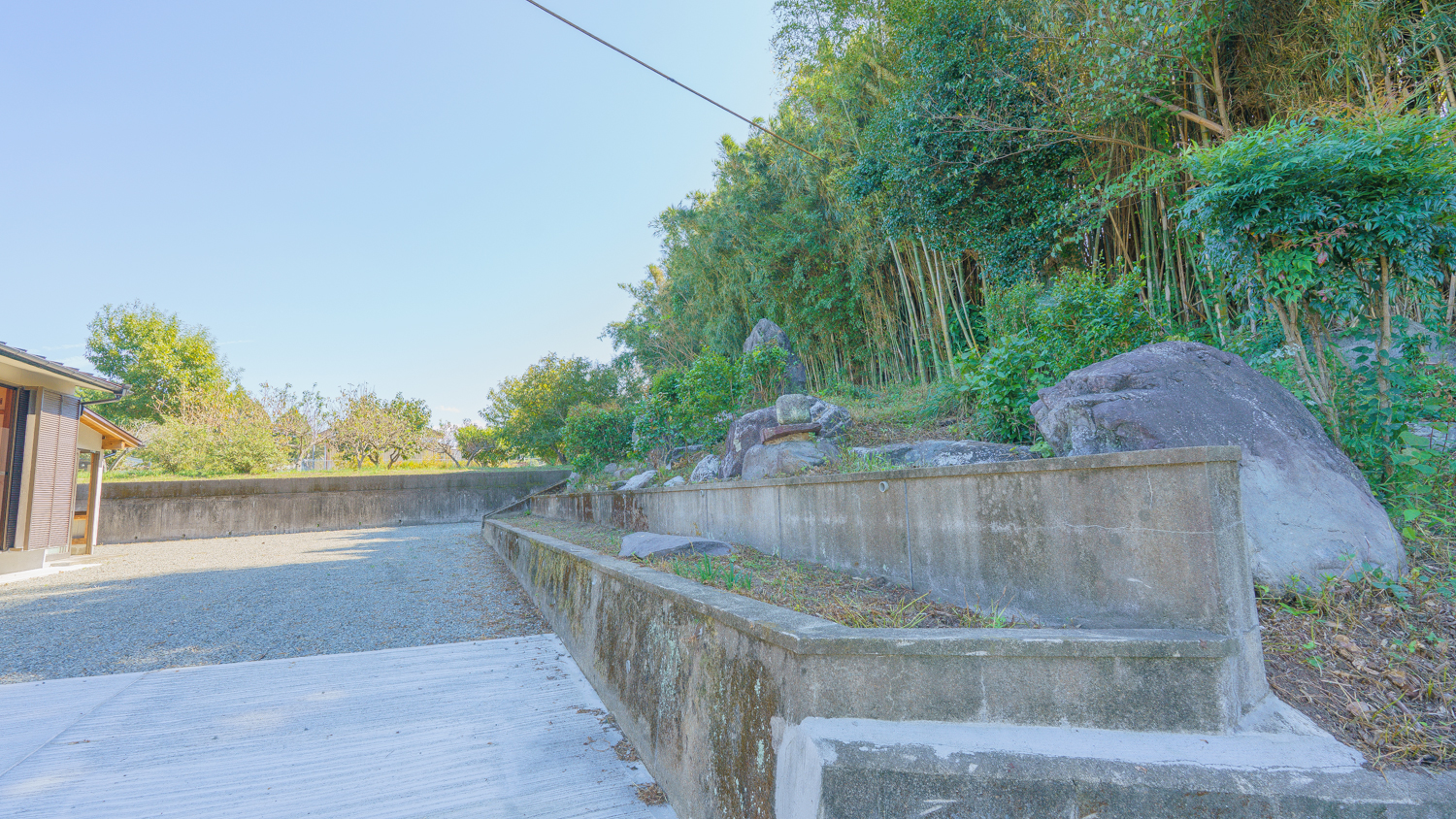 【大岩田町】193坪と作業小屋！大人の秘密基地が広がる平屋